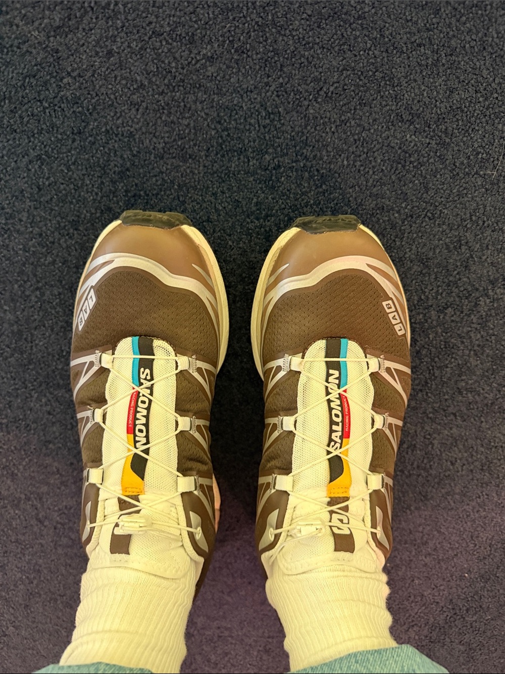 Like new! Salomon Brown and Cream